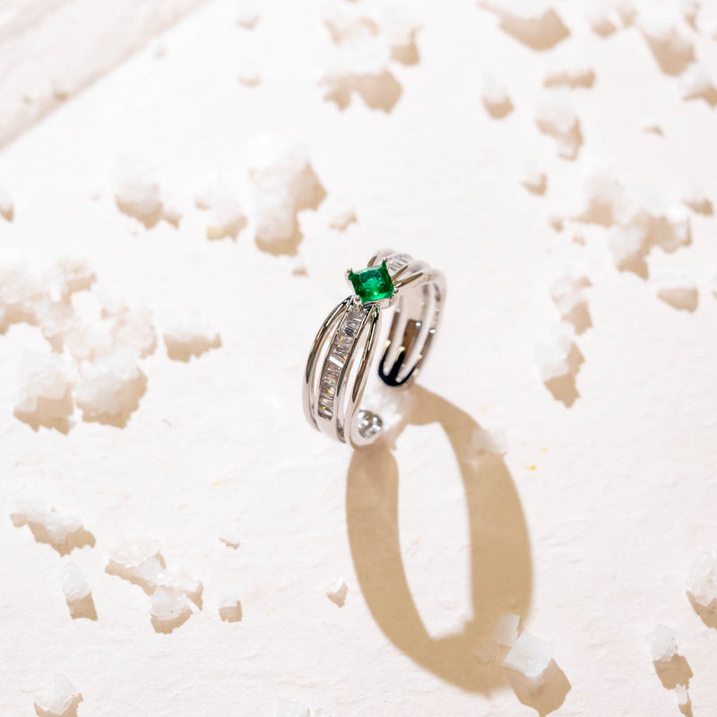 Emerald Studded Diamond