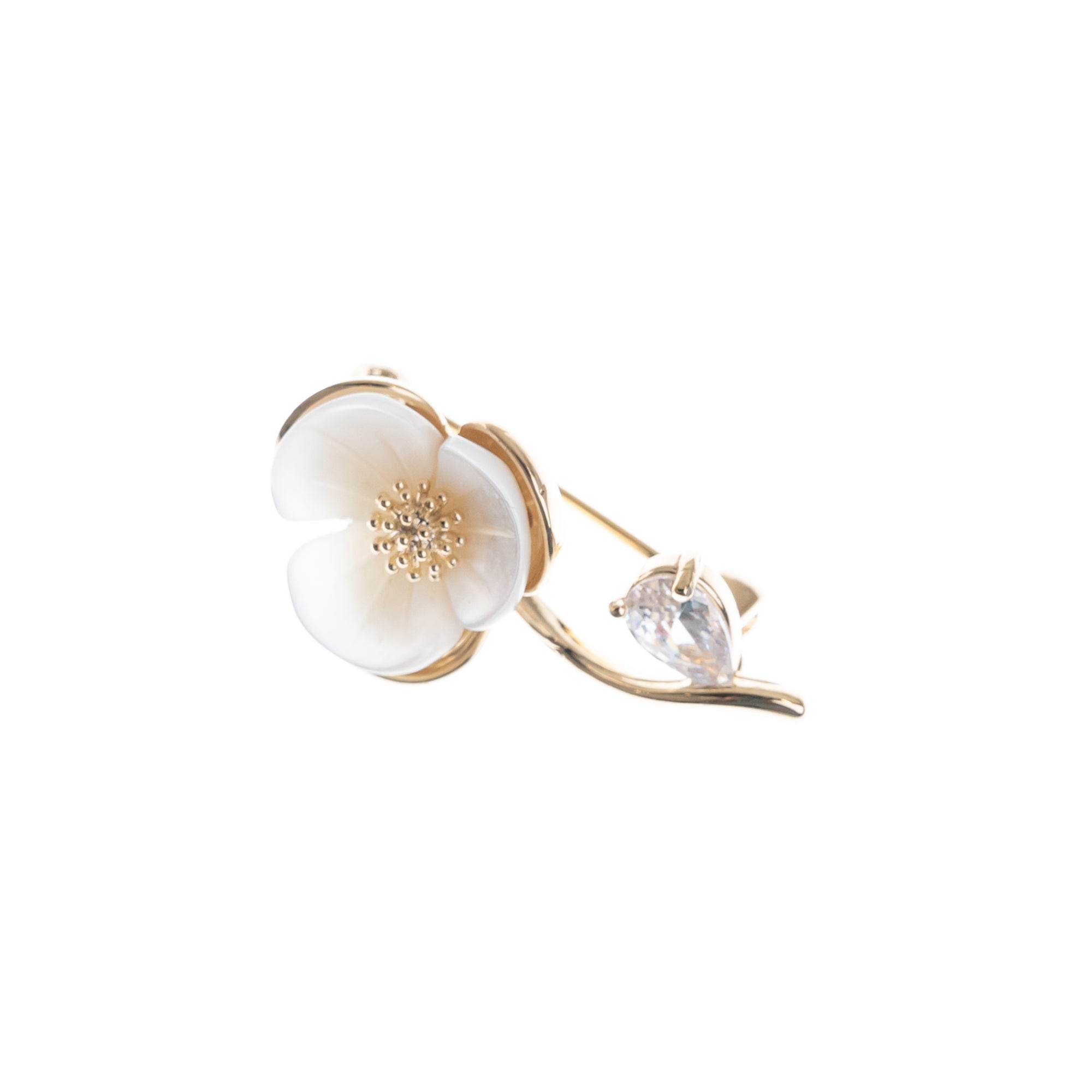 Pearl Floral Brooch Pin | 18k Gold Plated