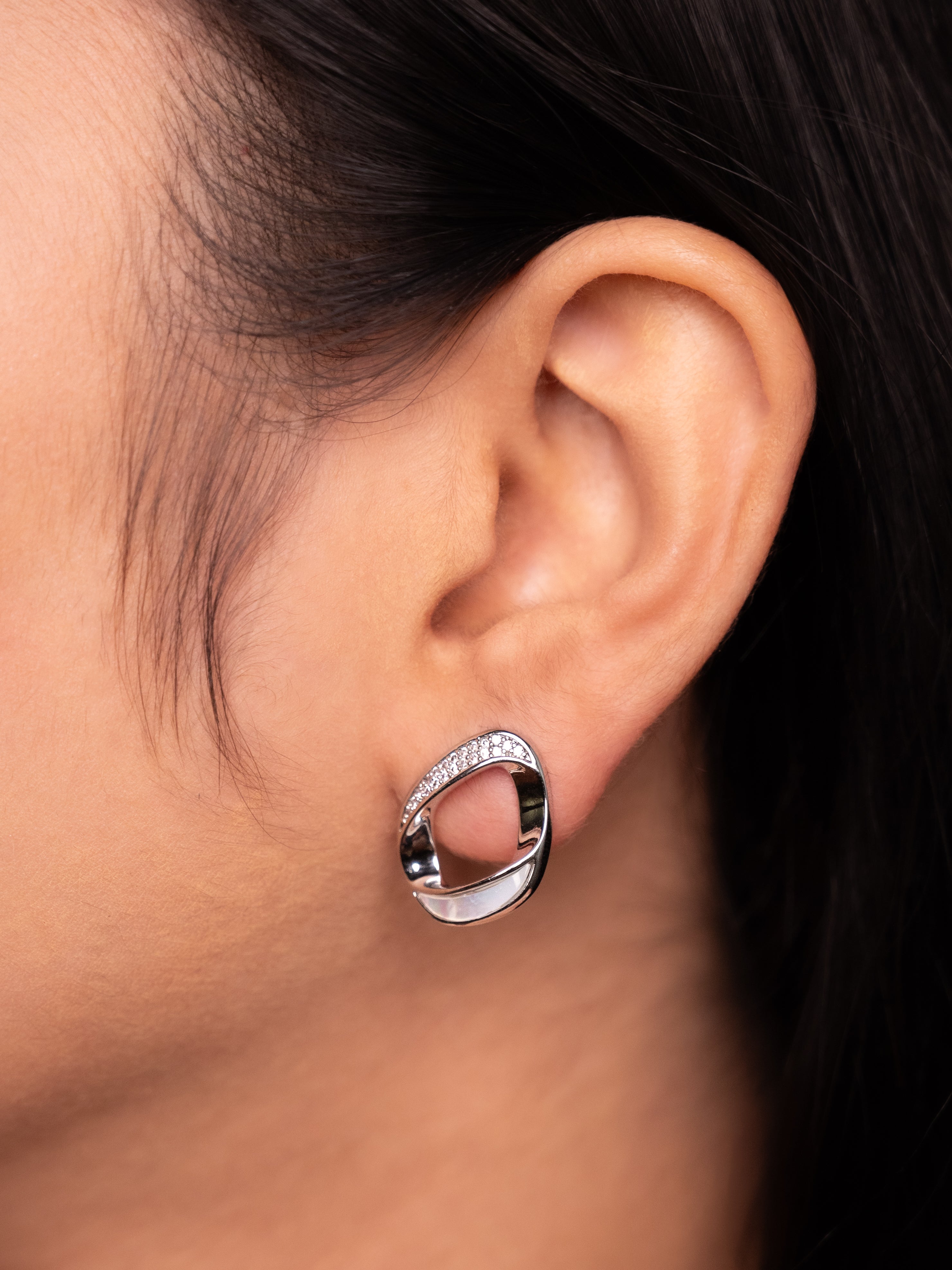 Twisted Circular Drop Earrings