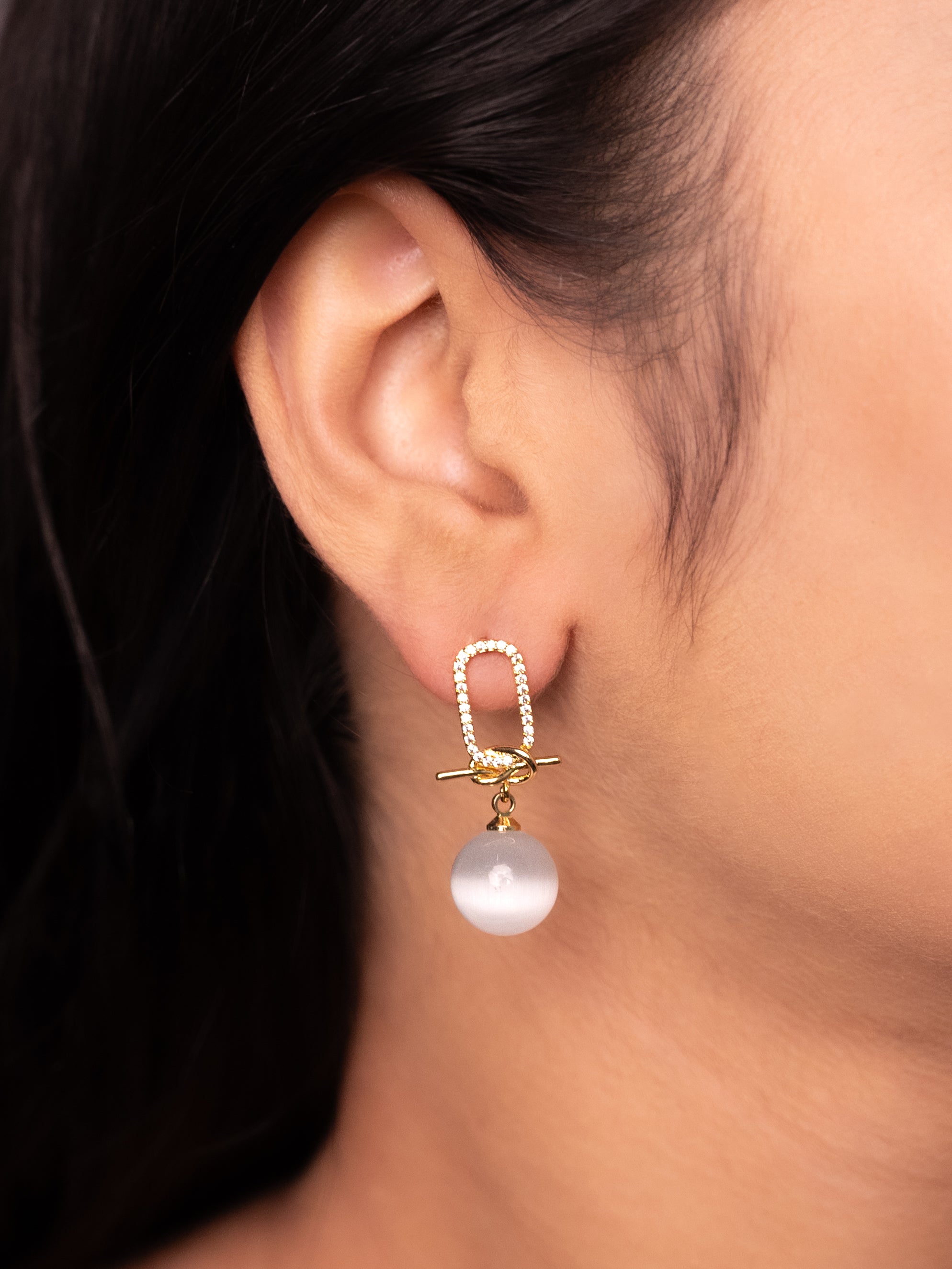 Twisted Earrings | 18k Gold Plated