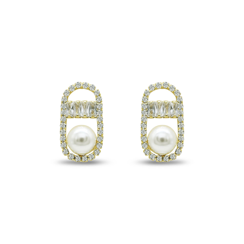 Pearl & Diamond Oval Stud