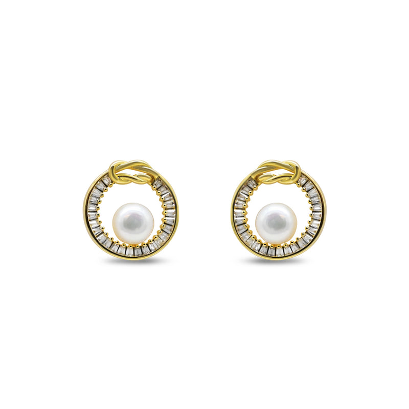 Pearl & Diamond Circle