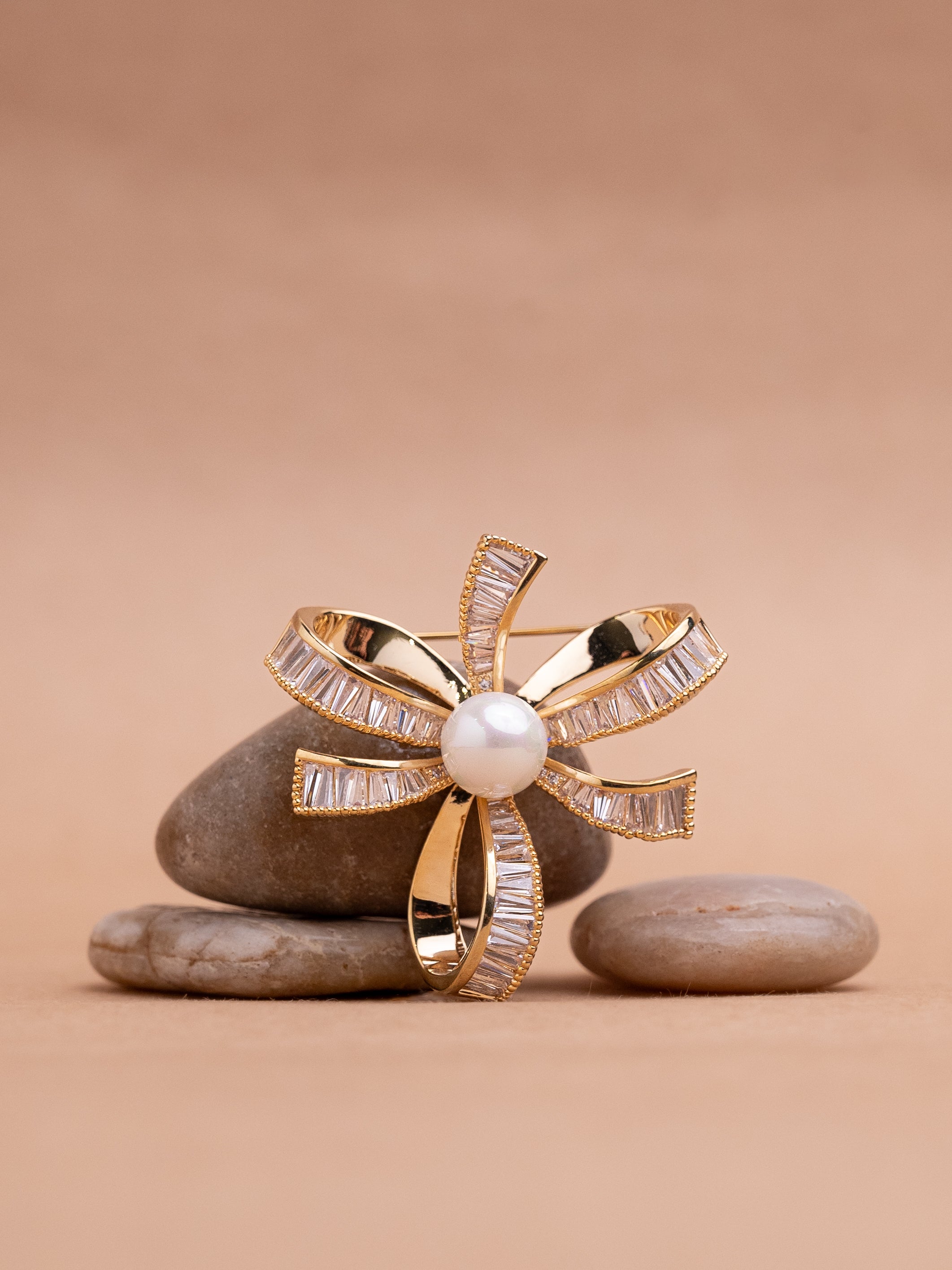 Pearl Bow Brooch Pin | 18k Gold Plated