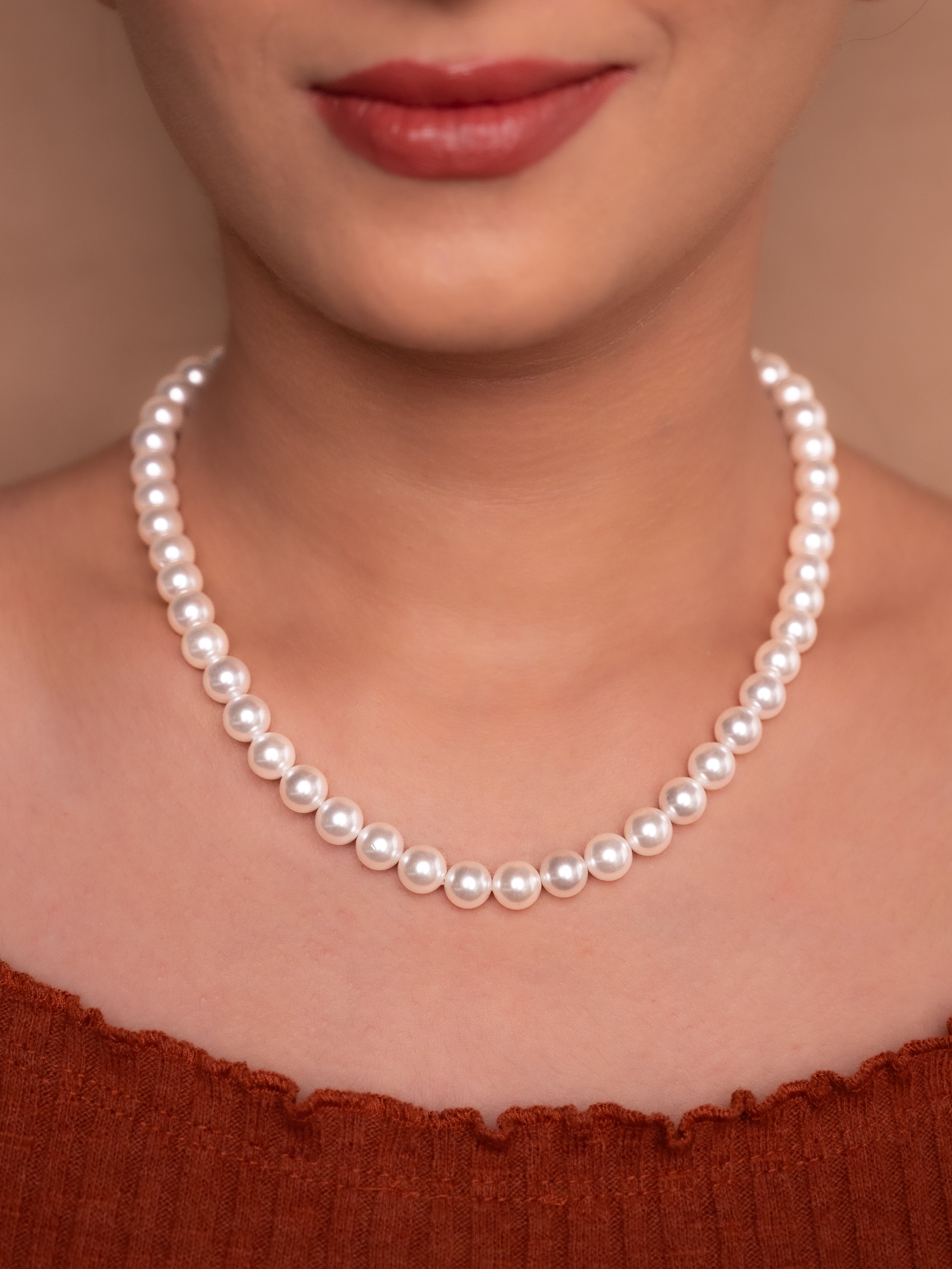 White Pearl Necklace