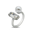 Pearl with Clear Stone