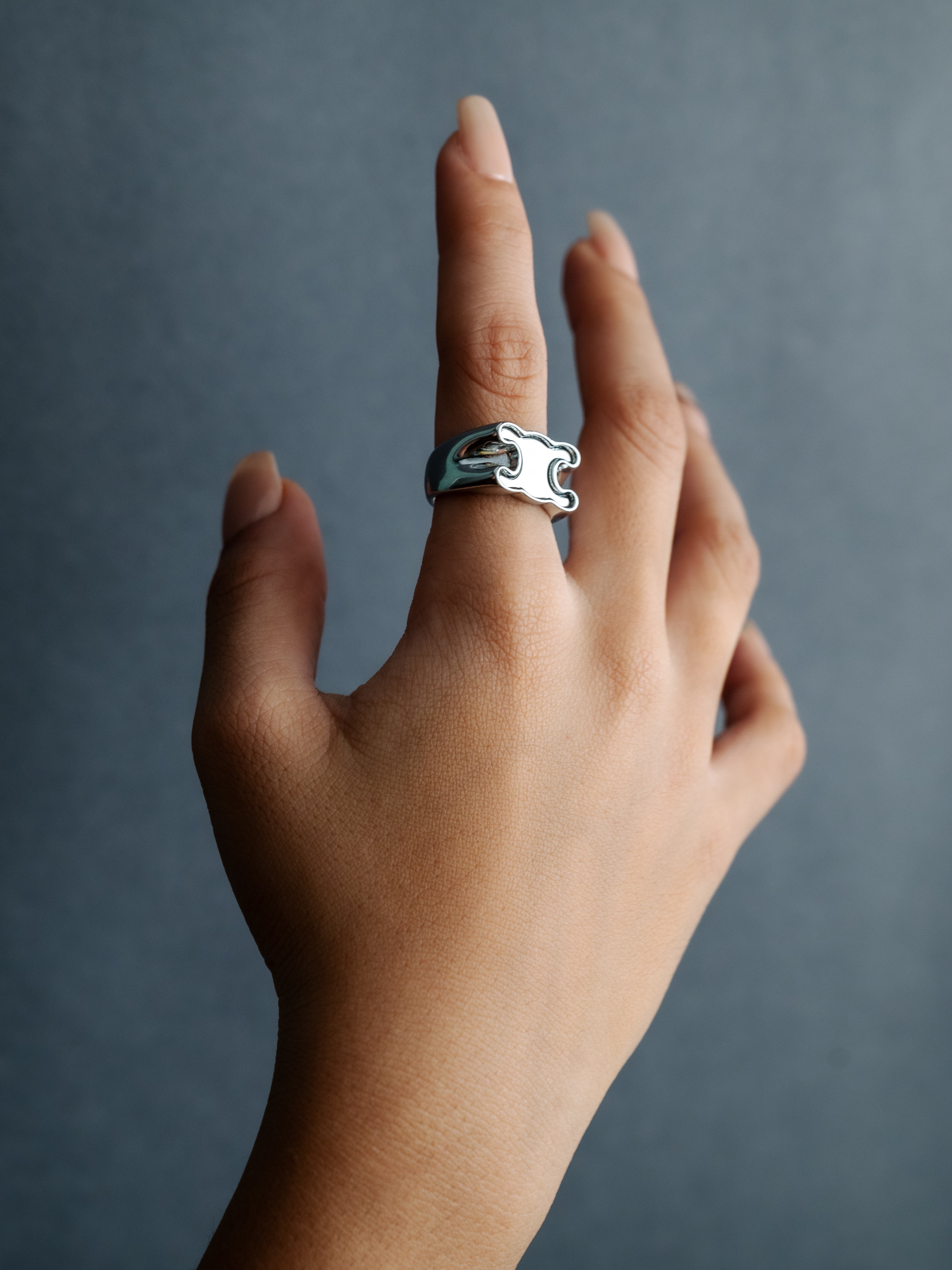 Ribbed Abstract Shape