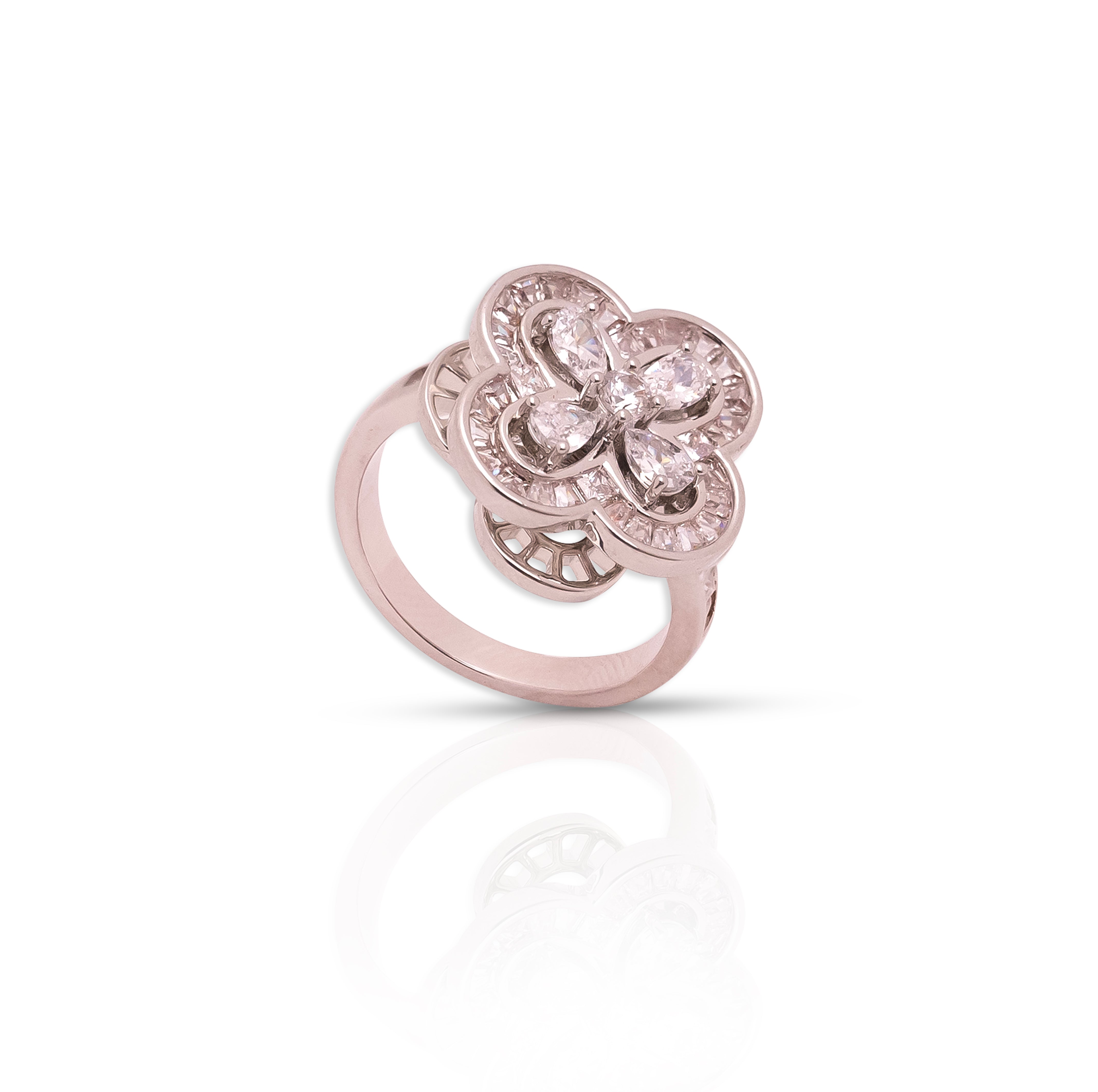 Four Leaf Clover Rotating Ring