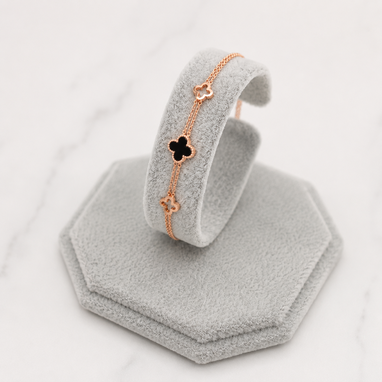 Onyx Clover Double Chain Bracelet