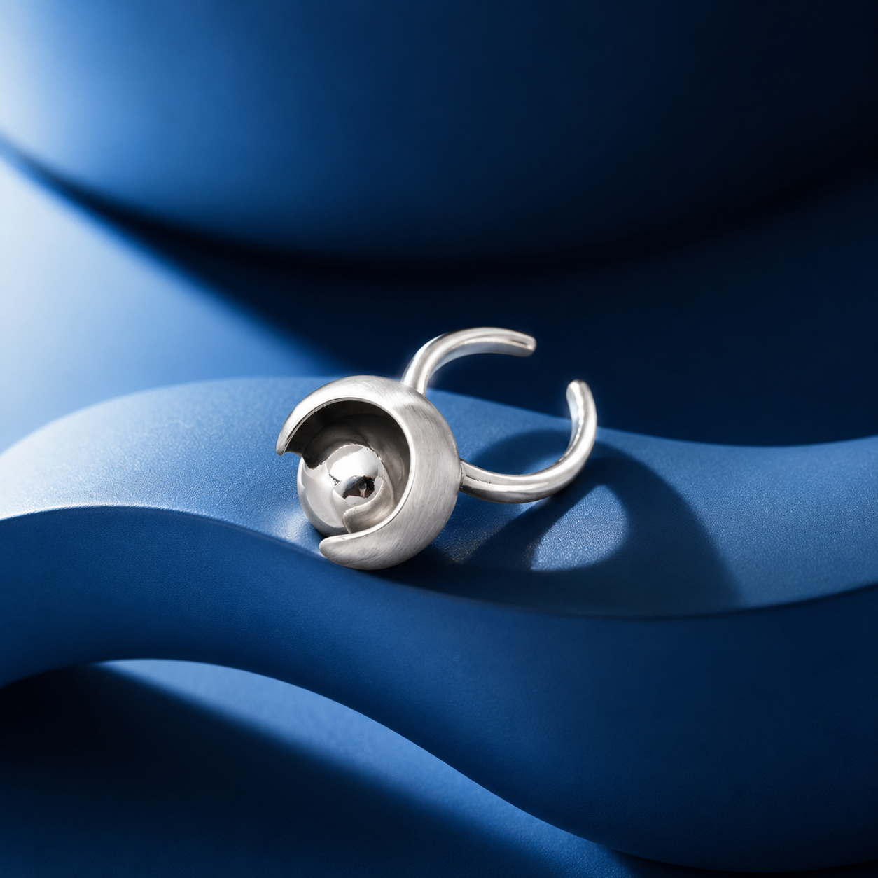 Orb Bud Ring