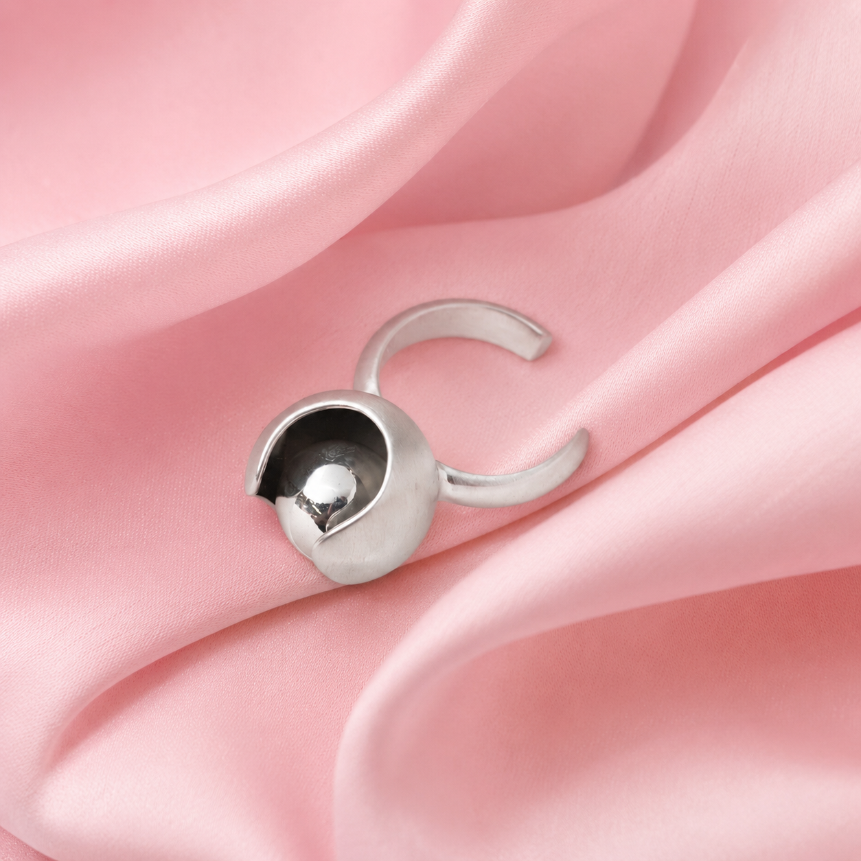 Orb Bud Ring