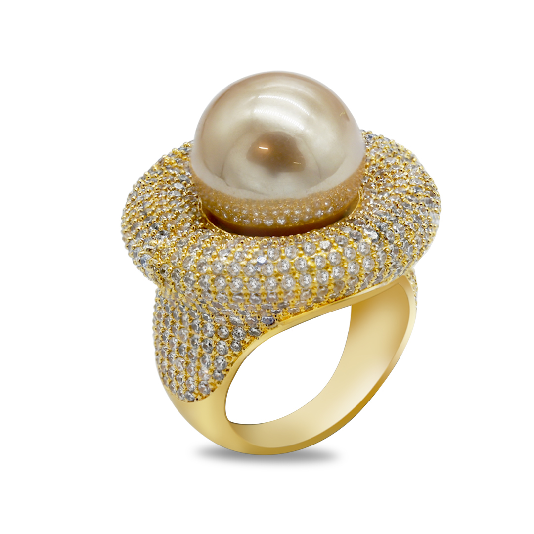 Gold Chunky Pearl Ring